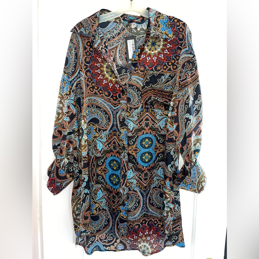 Nasty Gal paisley button down tunic, NWT